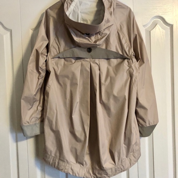 Lululemon Ride On Anorak in Dune, size M/L - Picture 4 of 6